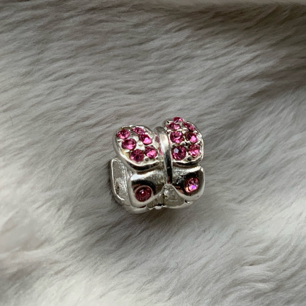Chamilia “Flutter” Charm